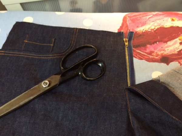 jeans - fly with tailors shears