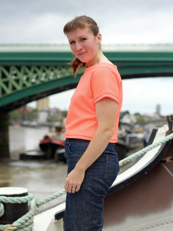 neon crop tee - side view