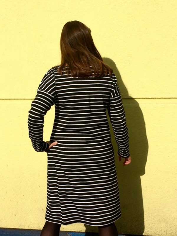 Breton dress - back detail