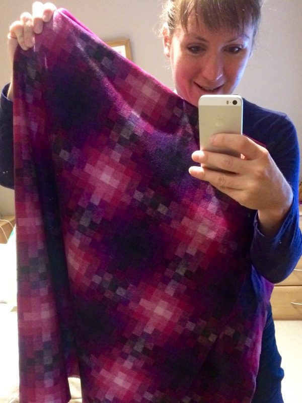 geometric wool - mirror selfie