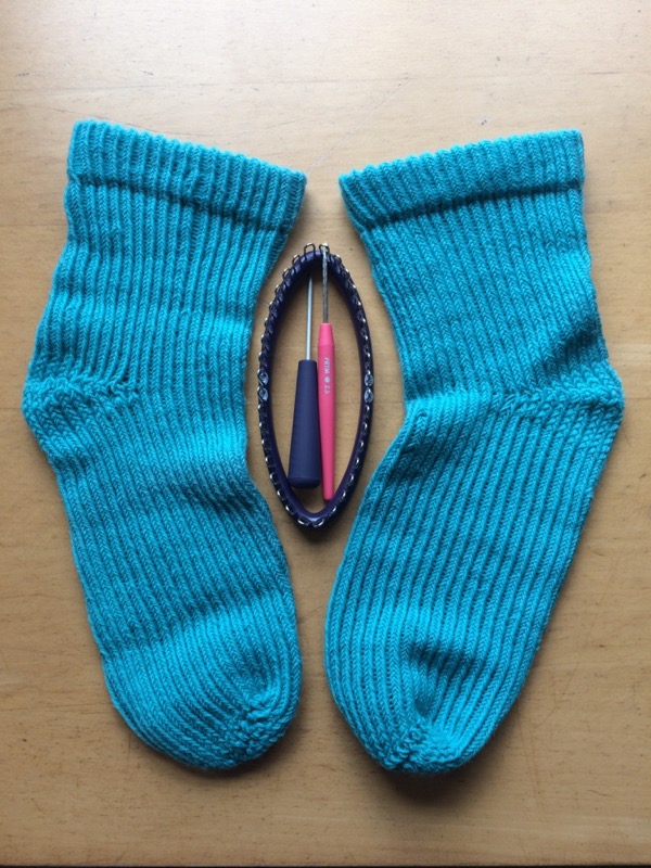 The easy way to knit socks. Use a knitting peg loom, No knitting