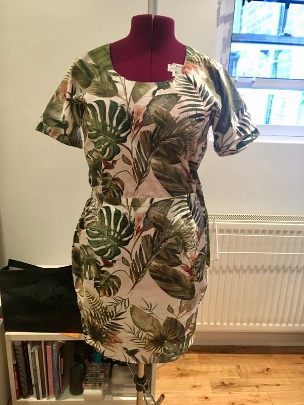 A tropical print Bettine dress – FehrTrade