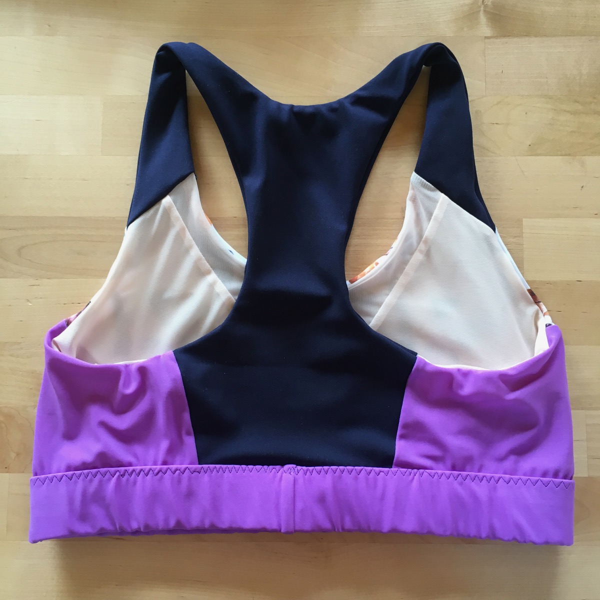 A surprisingly supportive sports bra pattern – FehrTrade