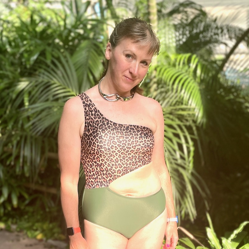 An asymmetric swimsuit – FehrTrade